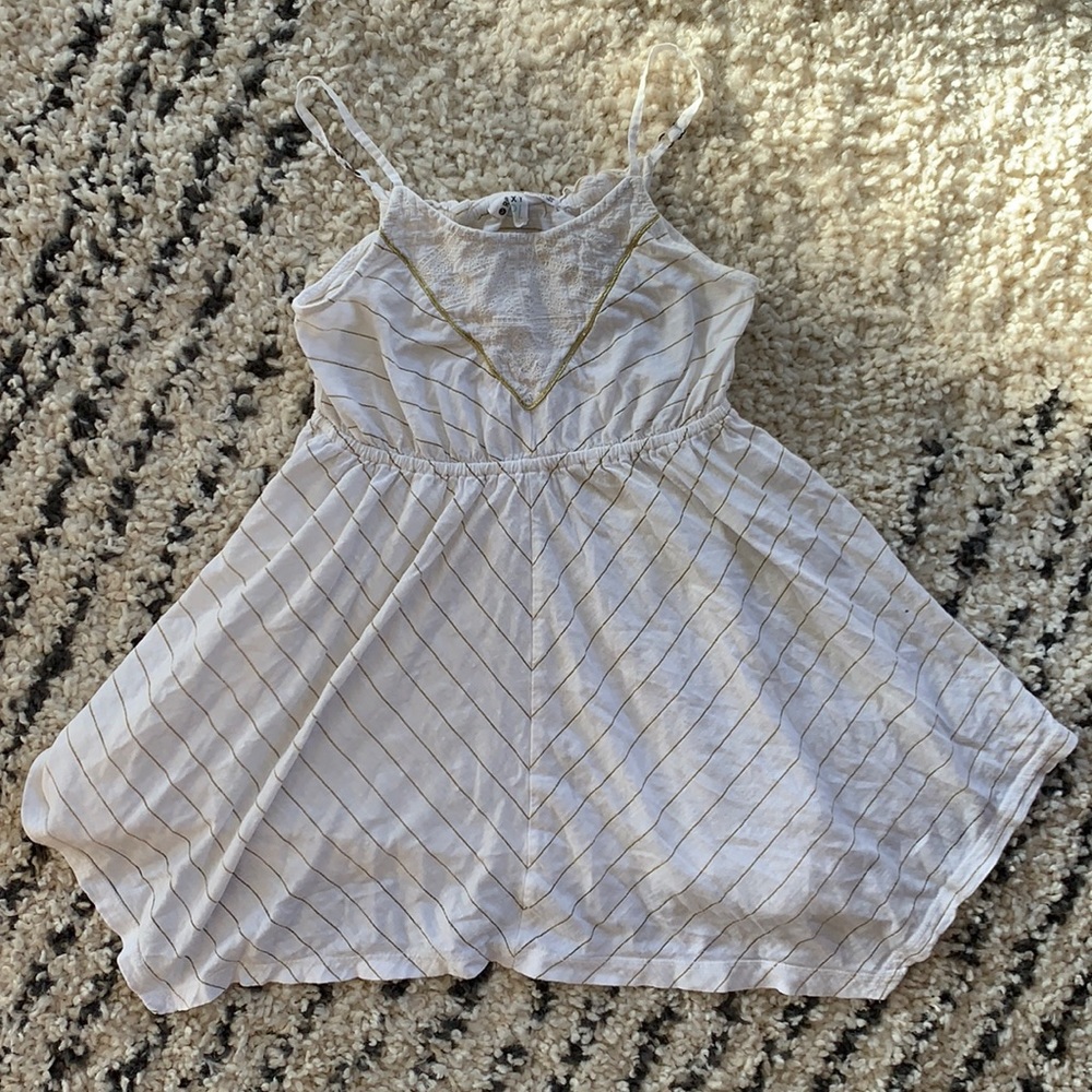 Roxy Girls pretty handkerchief style dress